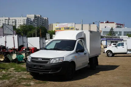 Хлебный фургон ВИС 2349 на базе Лада Гранта