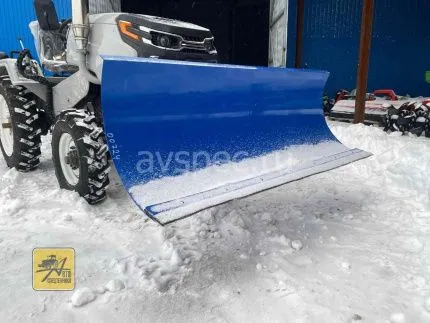 Отвал для уборки снега на ременные трактора